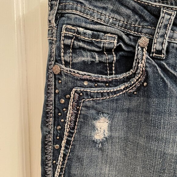 Silver Jeans Aiko Bootcut Distressed Denim Embellished Jeans size 29 x 33 - Picture 6 of 8
